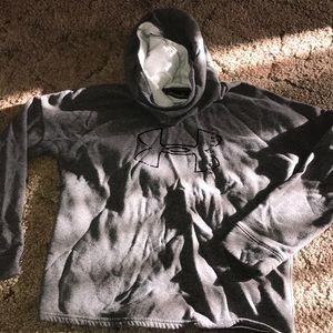 Grey under armor pull over